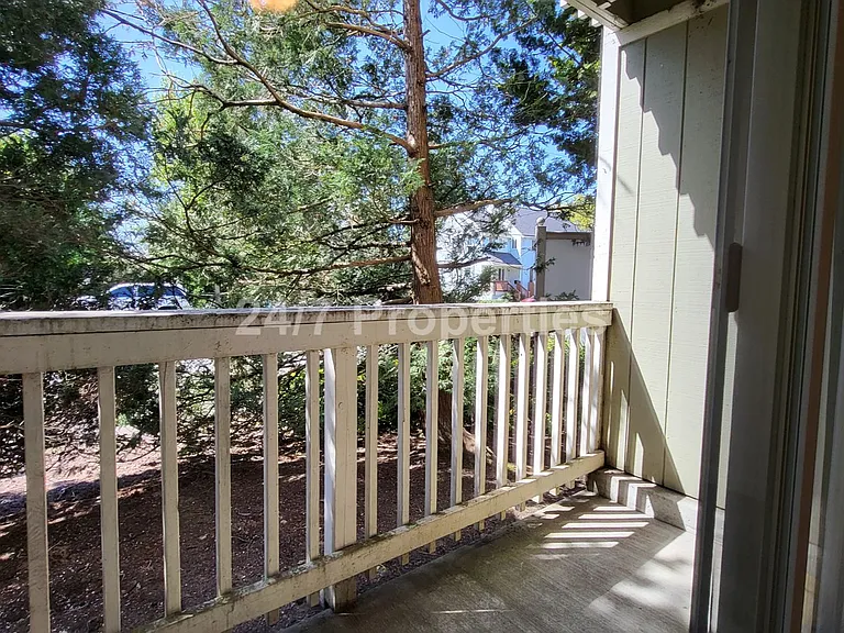 4104 SE Pardee St #B — Photo 10