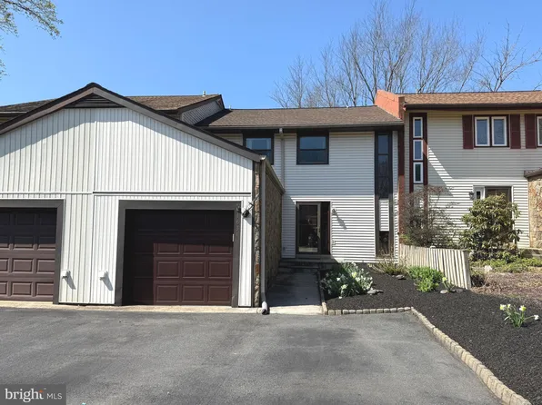 4834 Hogan Dr, Wilmington, DE 19808