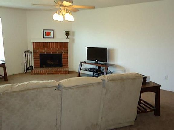 3rd image of 2707 Bissell Way