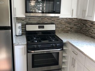 115 Park Dr, Kenilworth, NJ 07033