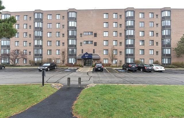 1st image of 606 E Woodland Park Ave APT 410
