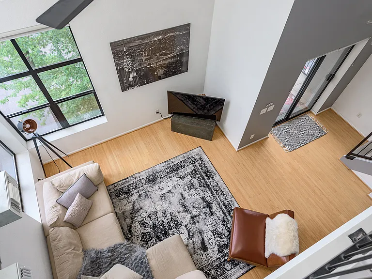 2034 W 31st Ave — Photo 12