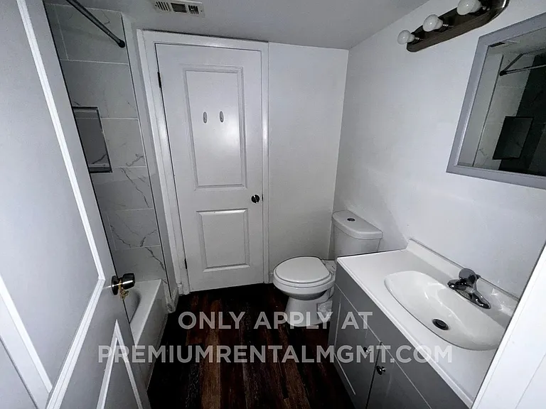 8205 Sun Spring Cir #72 — Photo 5