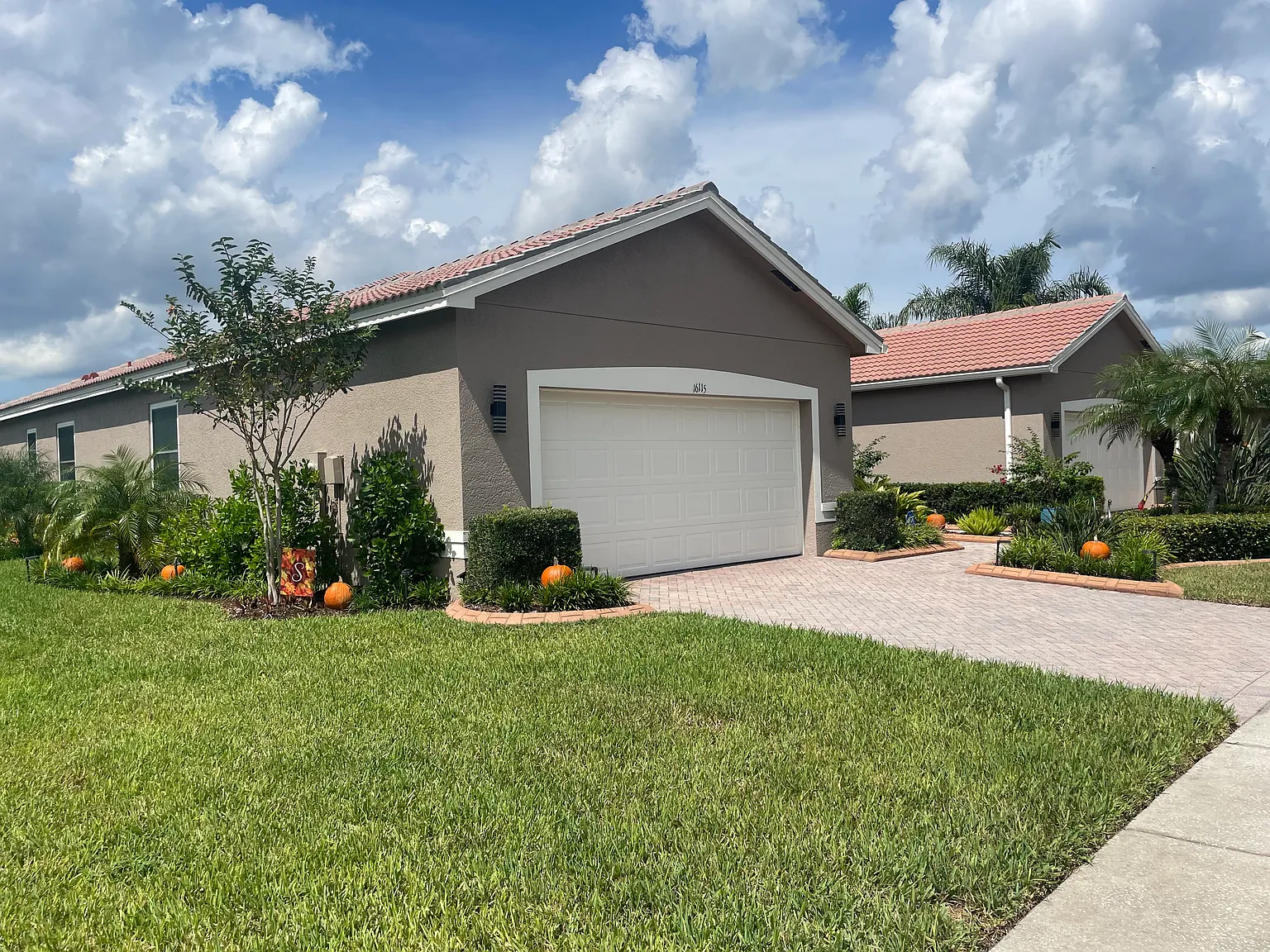 3 bed, 1524 sqft, $2,950 — Photo 2