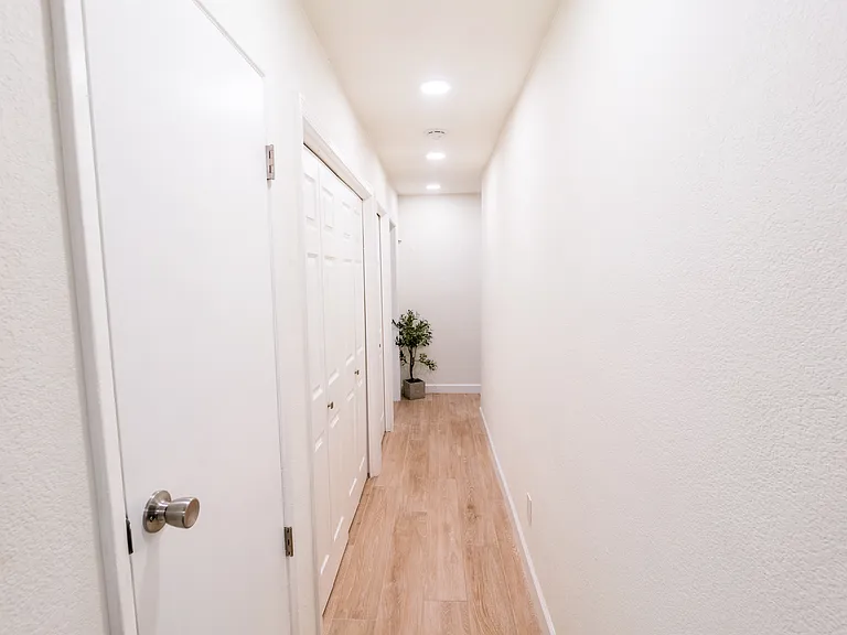 7244 E Coronado Rd — Photo 6