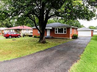 4801 Oak Park Dr, Louisville, KY 40258