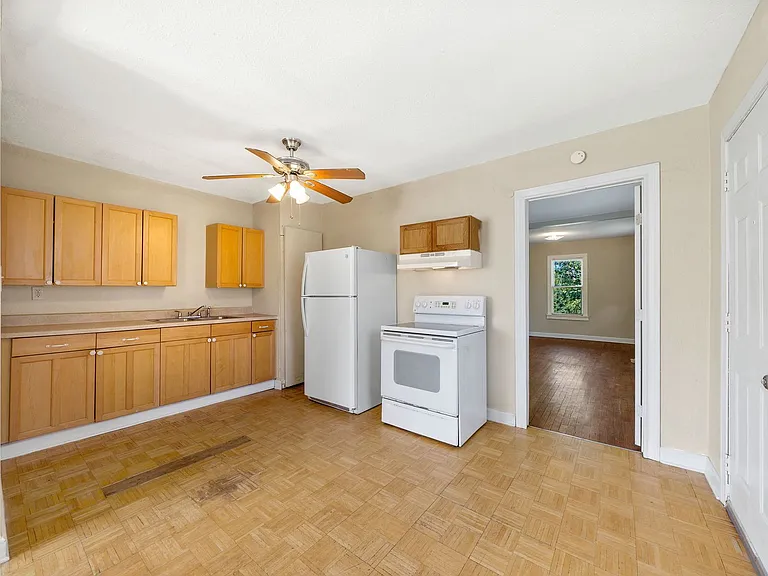 313 La Manda Blvd — Photo 7