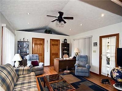 5th image of 8845 Royal Meadow Dr