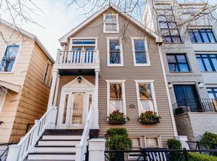 1406 N North Park Ave #2, Chicago, IL 60610