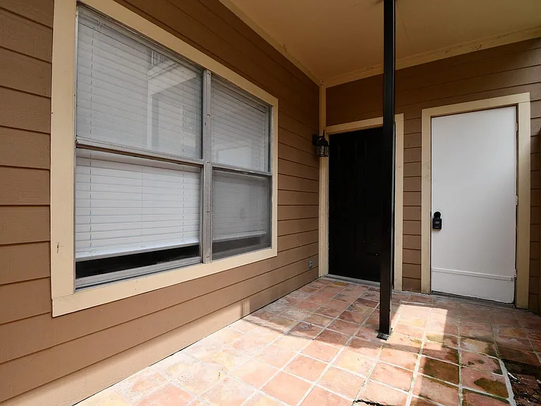 720 Bering Dr #169 — Photo 3