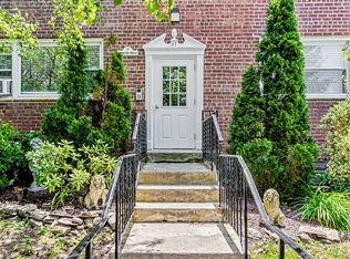 17 Leewood Circle #6R, Eastchester, NY 10709