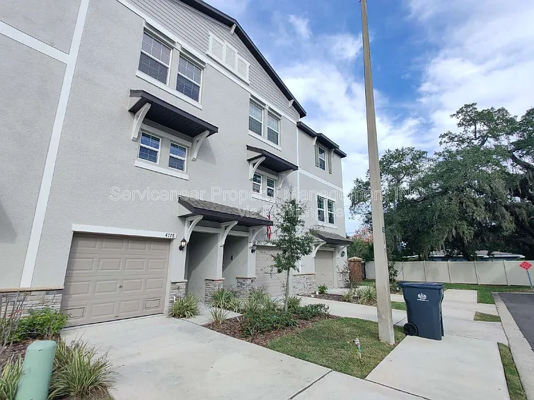 4728 Pickering Harbor Pl — Photo 4