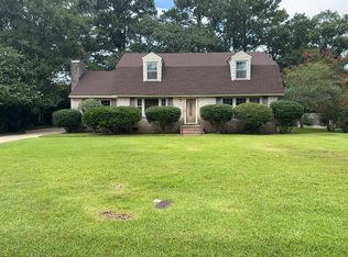 203 King Richard Ct, Jacksonville, NC 28546