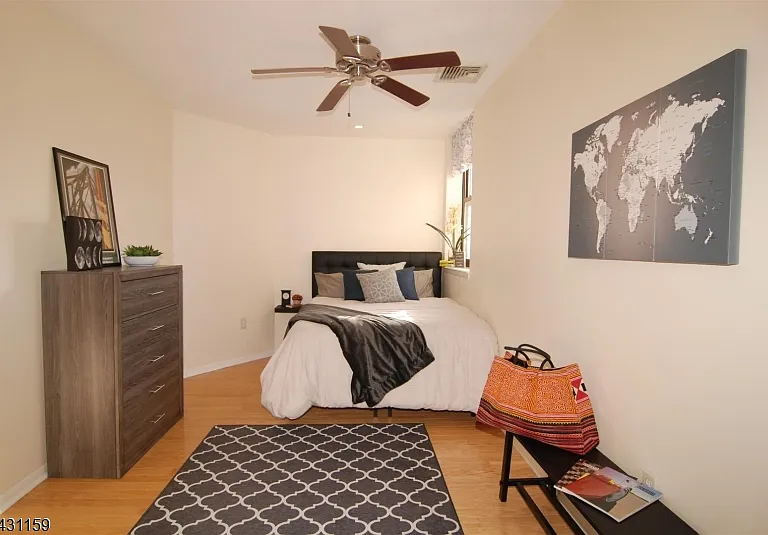 124 E Main St #209 — Photo 11