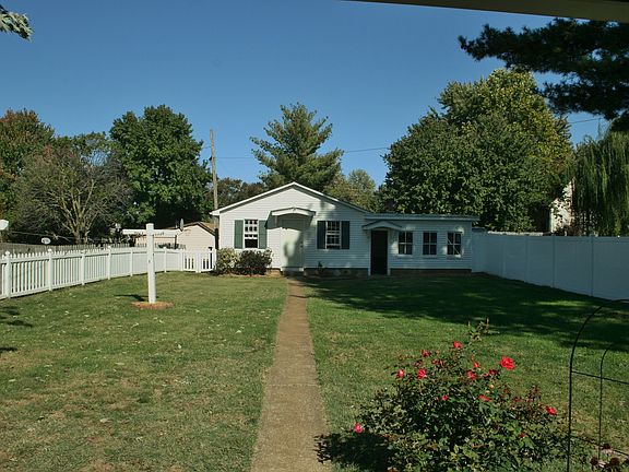 Backyard, Garage, Workshop