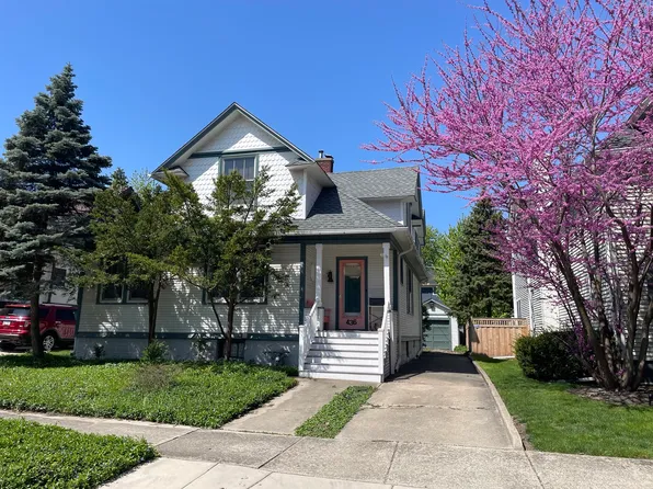 436 S Ashland Ave, La Grange, IL 60525
