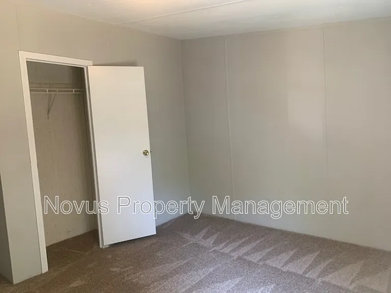 221 Oakleigh Dr — Photo 10