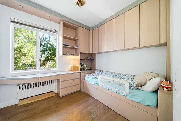 Bedroom, photo 5