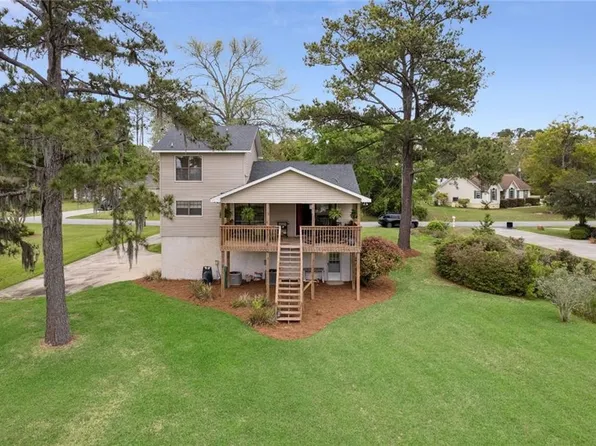 129 Tupelo Cir, Brunswick, GA 31525