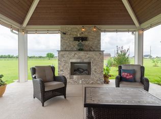 7818 Pebble Hill Ln, Rosharon, TX 77583