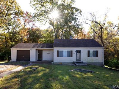 7786 Becker Rd, Saint Louis, MO, 63129