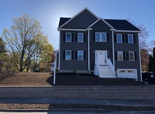 16 Sherwood Rd, Wilmington, MA 01887