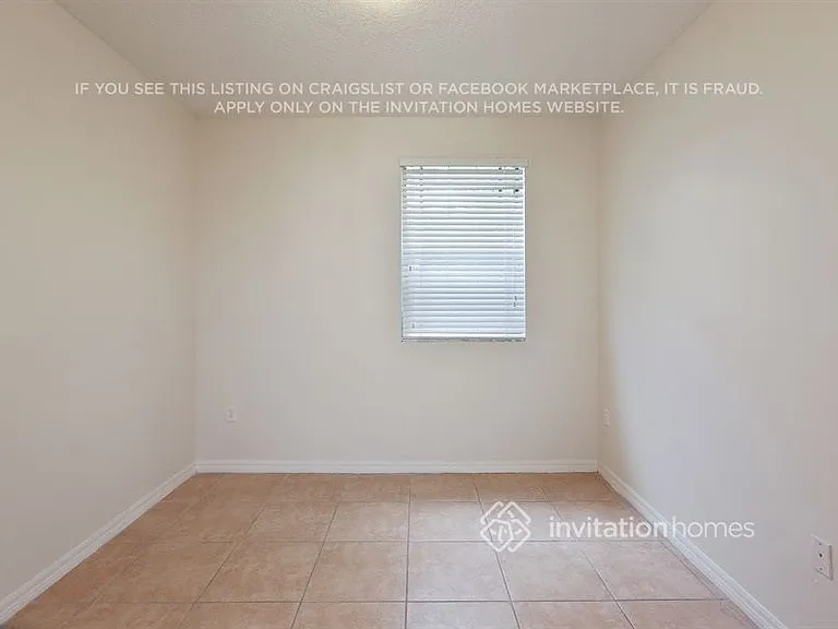 666 NE 35th Ave — Photo 10