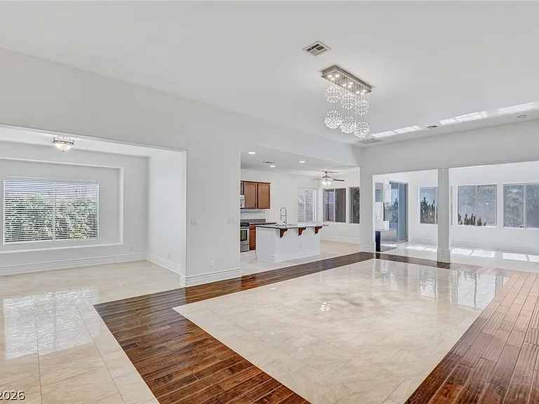 8117 Slate Falls St — Photo 13