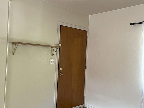 5th image of 534 E College Ave #15283314