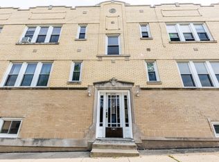 6251 W George St #1W, Chicago, IL 60634