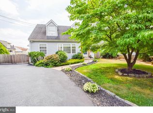 514 W Clements Bridge Rd, Runnemede, NJ 08078