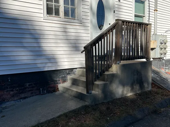 114 E Main St #5, Meriden, CT 06450