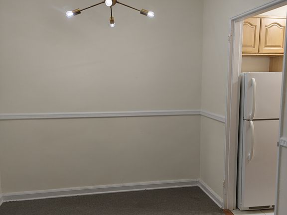 5th image of 13501 Jewel Ave #B