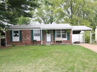 21 Edward Dr, Saint Charles, MO 63304
