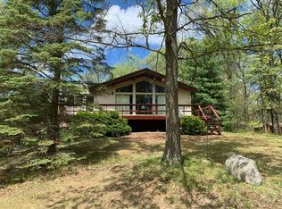 55 Irma St, Harrison, MI 48625