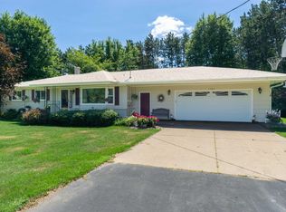 1785 Pine Rd, Mosinee, WI 54455