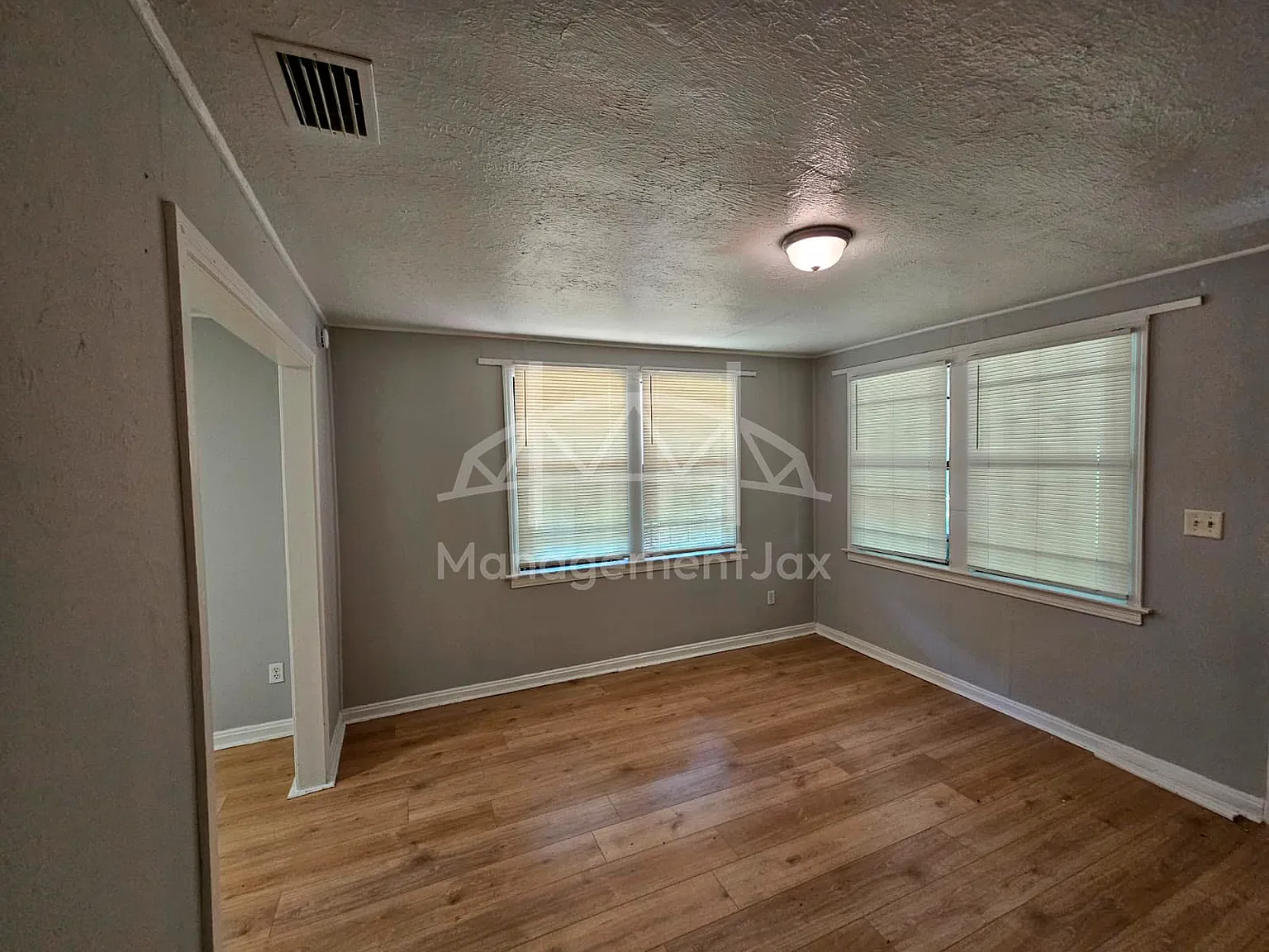2040 West 15th Street (Bernat Group LLC) - 1 — Photo 4