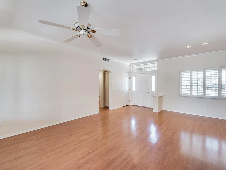 15304 W Heritage Dr — Photo 7