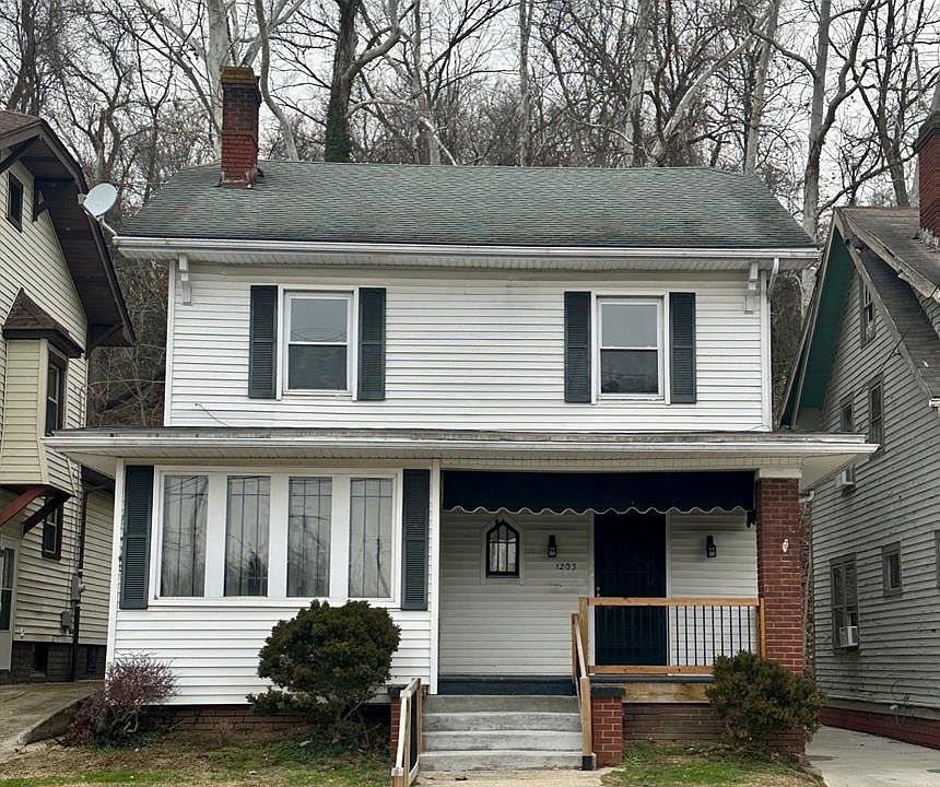 1st image of 1203 24th St