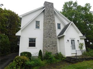 14 Arlington Rd, Williamsville, NY 14221