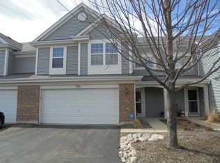 735 Lancaster Dr, Hampshire, IL 60140