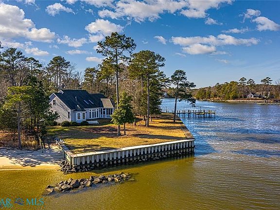 5th image of 419 Pelican Ln