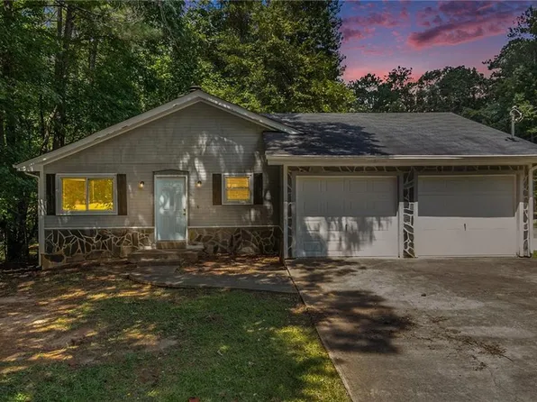 5623 Rock Rd, Union City, GA 30291