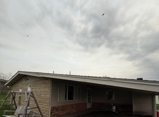 8377 Stonelick Rd, Maysville, KY 41056