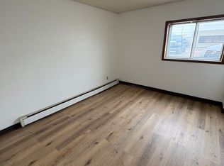 (Undisclosed Address), Cedar Rapids, IA 52404