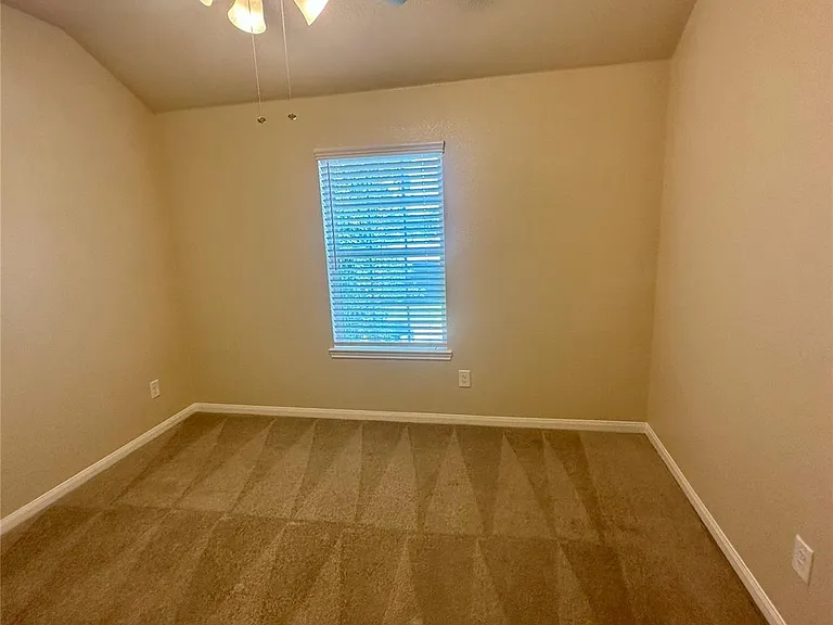 15518 Marina Dr — Photo 13