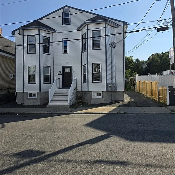 14 Ridgeway St #1 — Photo 1