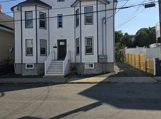14 Ridgeway St FLOOR 1, Lynn, MA 01902