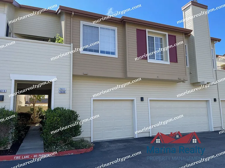 2611 Bayfront Ct — Photo 1