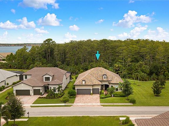 3rd image of 14017 Shadywood Ct